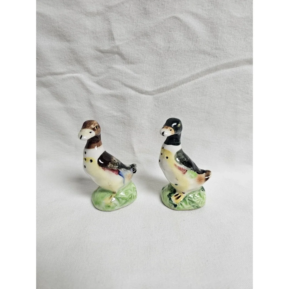 Vintage Duck Salt And Pepper Shakers Japan